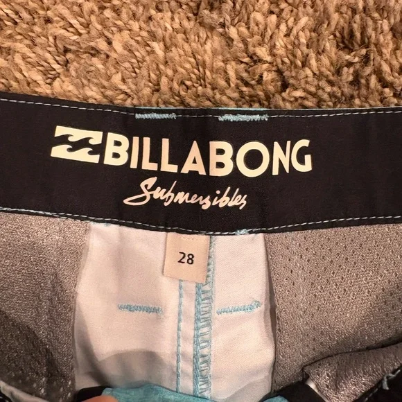 Set of four men’s 28 Board Shorts/swim trunks - Picture 3 of 12